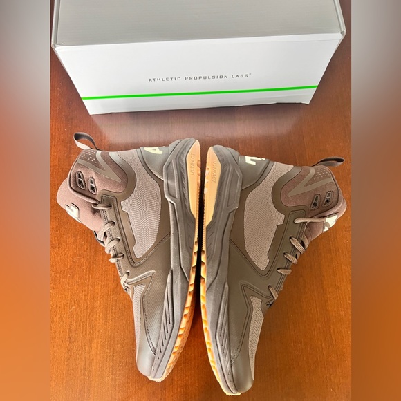 Men’s APL TechLoom Defender - Picture 5 of 5